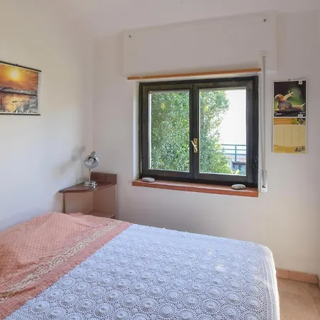 2 Bedroom Cozy In Hébergement de vacances