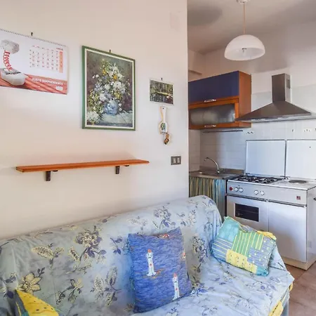 Hébergement de vacances 2 Bedroom Cozy In